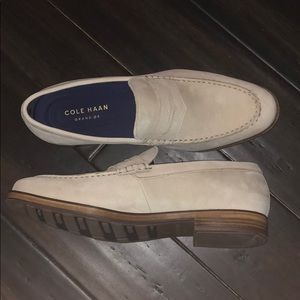 Cole Haan Grand.OS Suede Loafer Size 11